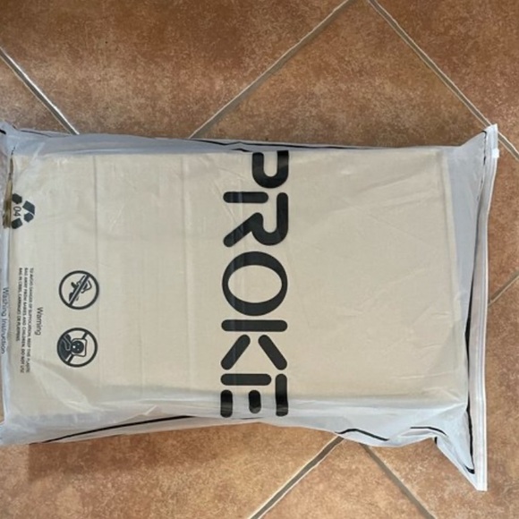 NWT - Prokei Pet Carrier - Picture 9 of 9